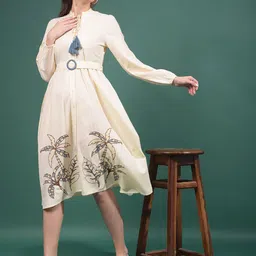 Crimsoune Club Women Floral Embroidered A-Line Midi Dress-picture-18