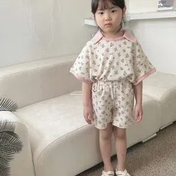 LULU & SKY Girls Printed Night suit image 5