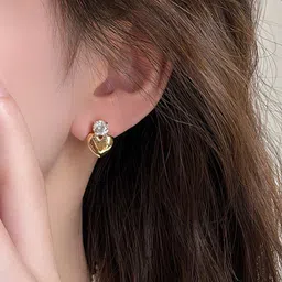 PASU FASHION Set Of 2 Artificial Stones Studded Heart Shaped Drop Earrings image 3