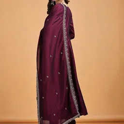 Omicron Fab Women Art Silk Embroidered Thread Work Kurta & Trouser With Dupatta Ser image 4