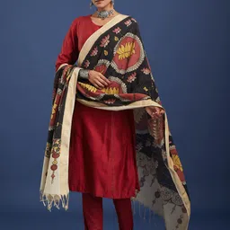 Taavi Kalamkari Printed Cotton Dupatta With Tasselled image 5