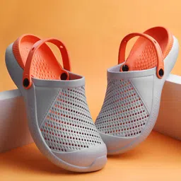 TOE CANDY Men Rubber Clogs-picture-34