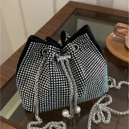 qolodzire Girls Multicolor Potli image 2