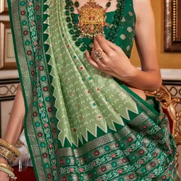 sareemall Woven Patola Silk Blend Saree image 4