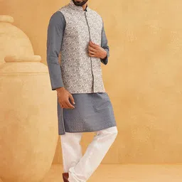 SOJANYA Geometric Embroidered Pure Cotton Kurta Kurta & Churidar & Nehru Jacket image 2