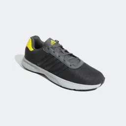 adidas essento shoes men running men running image 4