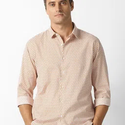 Van Heusen Men Slim Fit Geometric Printed Spread Collar Cotton Casual Shirt-picture-40