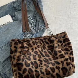 StyleCast Animal Printed PU Structured Shoulder Bag-image-22