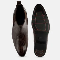 Mochi Men Pointed Toe Formal Slip-On image 4