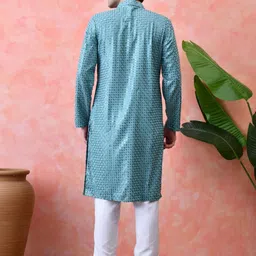 KUNDALI KAKSHAY Men Ethnic Motifs Embroidered Thread Work Kurta image 5