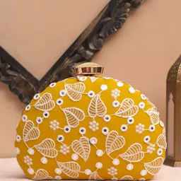 ARTKLIM Floral Embroidered Sequinned Box Clutch image 2