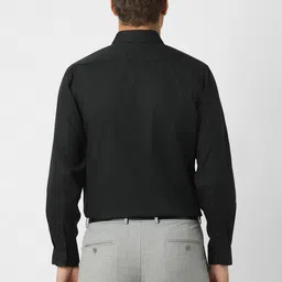 Van Heusen Men Spread Collar Solid Cotton Formal Shirt image 4