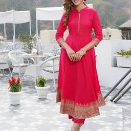 Jaitpuriya Women Floral Printed Regular Kurta with Trousers & With Dupatta-image-23