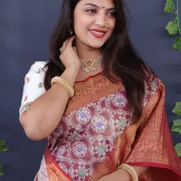 amirat Woven Design Zari Pure Silk Kanjeevaram Saree image 5