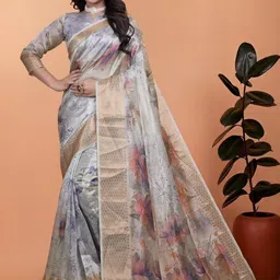 Faishonhouse Floral Silk Blend Saree image 4