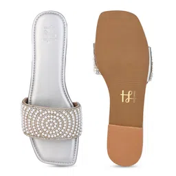 Hydes N Hues Embellished Women Open Toe Flats image 4