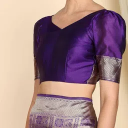 CaniBani Magenta Silk Blend Banarasi Sarees image 2