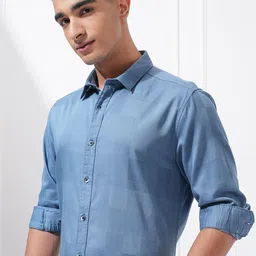 HIGHLANDER Men Slim Fit Opaque Checked Casual Shirt image 4