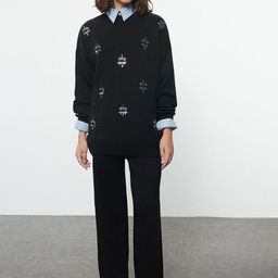 Trendyol Embellished Sweatshirt With Trousers Co-Ords-picture-16