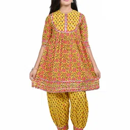 Arshia Fashions Girls Floral Printed Panelled Gotta Patti A-Line Kurta with Patiala-picture-50