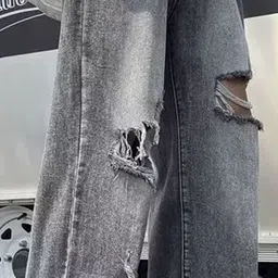 StyleCast Men Relaxed Fit Easy Wash Trousers image 2