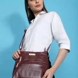 VISMIINTREND Textured Structured Sling Bag image 3