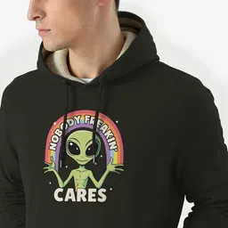 TOGS & TERRE Men Printed Hooded Sweatshirt image 3