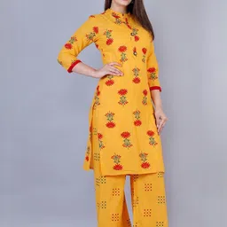 PAHAL ATTIRE Women Yellow Printed Cotton Blend Kurta & Palazzos image 5