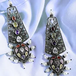 ORANGENYSHA Silver-Plated Artificial Stones Studded and Beaded Contemporary Drop Earrings-image-5