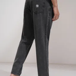 HIGHLANDER Men Tapered Fit Stretchable Jeans image 4