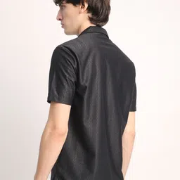 Voroxy Men Relaxed Cuban Collar Textured Polycotton Casual Shirt image 4