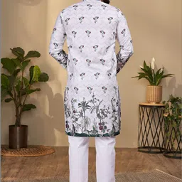 KURTA WALLAH Men Geometric Printed Thread Work Floral Kurta image 5