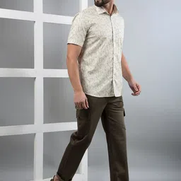 Crimsoune Club Men Classic Slim Fit Opaque Printed Casual Shirt-image-79