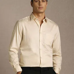 Louis Philippe Men Solid Spread Collar Pure Cotton Formal Shirt-picture-13