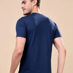 TQH Men Pack of 3 Dry Fit Solid Round Neck Slim Fit T-shirts image 2