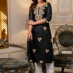 Skylee Pop Women Embroidered Chikankari Kurta-picture-8