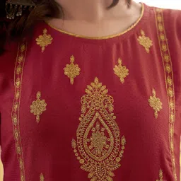 Anouk Floral Embroidered Regular Thread Work Straight Kurta with Palazzos image 2