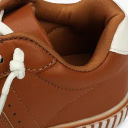 toothless Boys Tan Casual Sneakers image 2