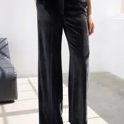 Trendyol Women Regular Fit Mid-Rise Trousers image 4