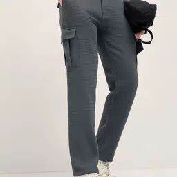 THE BEAR HOUSE Men Textured Straight Fit Cargos Trousers-image-50