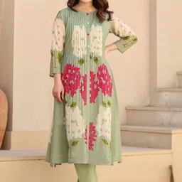 DIVASTRI Floral Printed Pleated Round Neck A-Line Kurta With Trousers-picture-24