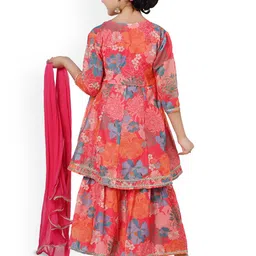 Arshia Fashions Girls Floral Printed Kurti with Sharara & Dupatta image 4