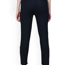 NEUNK Women Comfort Mid-Rise No Fade Stretchable Jeans image 3