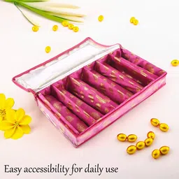 Kuber Industries Pink & Gold Toned 2 Pieces Ethnic Motifs Printed 4-Rod Bangle Organiser image 4