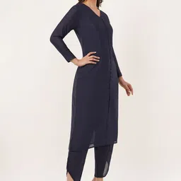 Edla V-Neck Straight Kurta With Harem Pants image 5