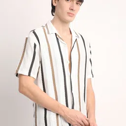 THE BEETEL HOUSE Men Relaxed Fit Cuban Collar Vertical Striped Casual Shirt image 3