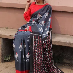 KALINI Ikat Printed Saree image 3