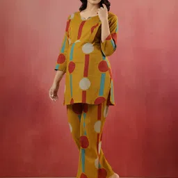 CRAFIQA Harvest Gold Geometric Ajrakh Cotton Maternity Nursing Co-ord Set image 3