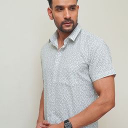 Mast & Harbour Men Floral Printed Spread Collar Cotton Casual Shirt-picture-38