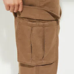 max Men Regular Fit Mid Rise Cargos Trousers image 3